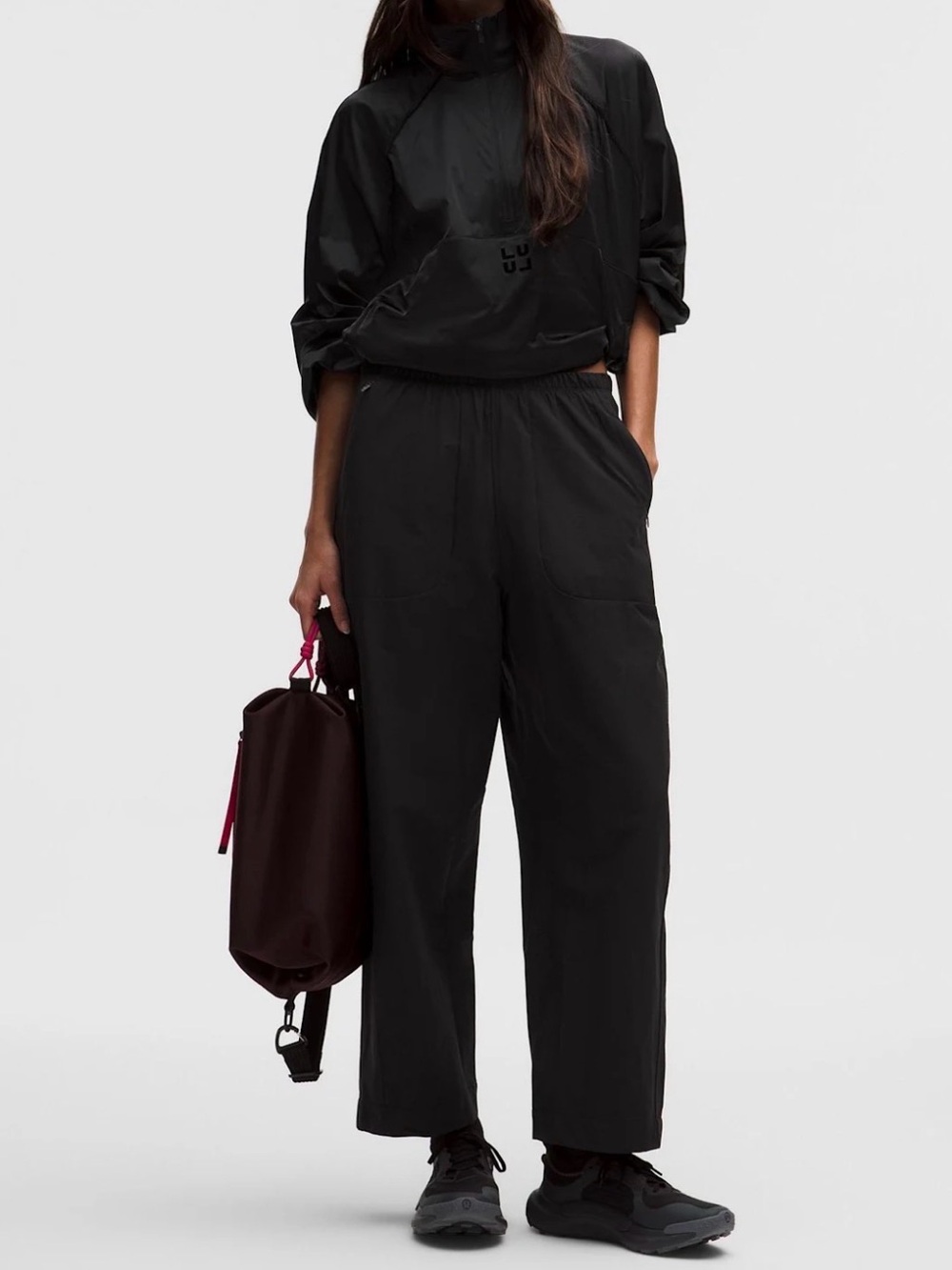 NWT Lululemon Lightweight MR Barrel Leg Cropped Black Pants Women’s 12
